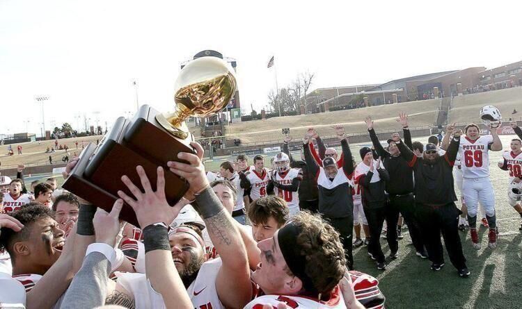 4A: 4. Poteau Pirates (1-2)